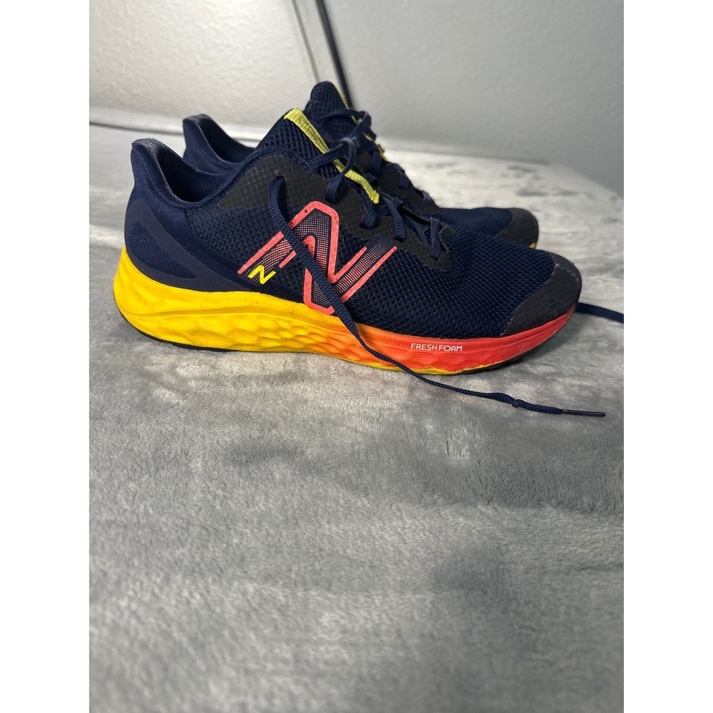 New Balance Fresh Foam Arishi v4 Boys Size 6 Navy Yellow Orange GPARIKB4 Running